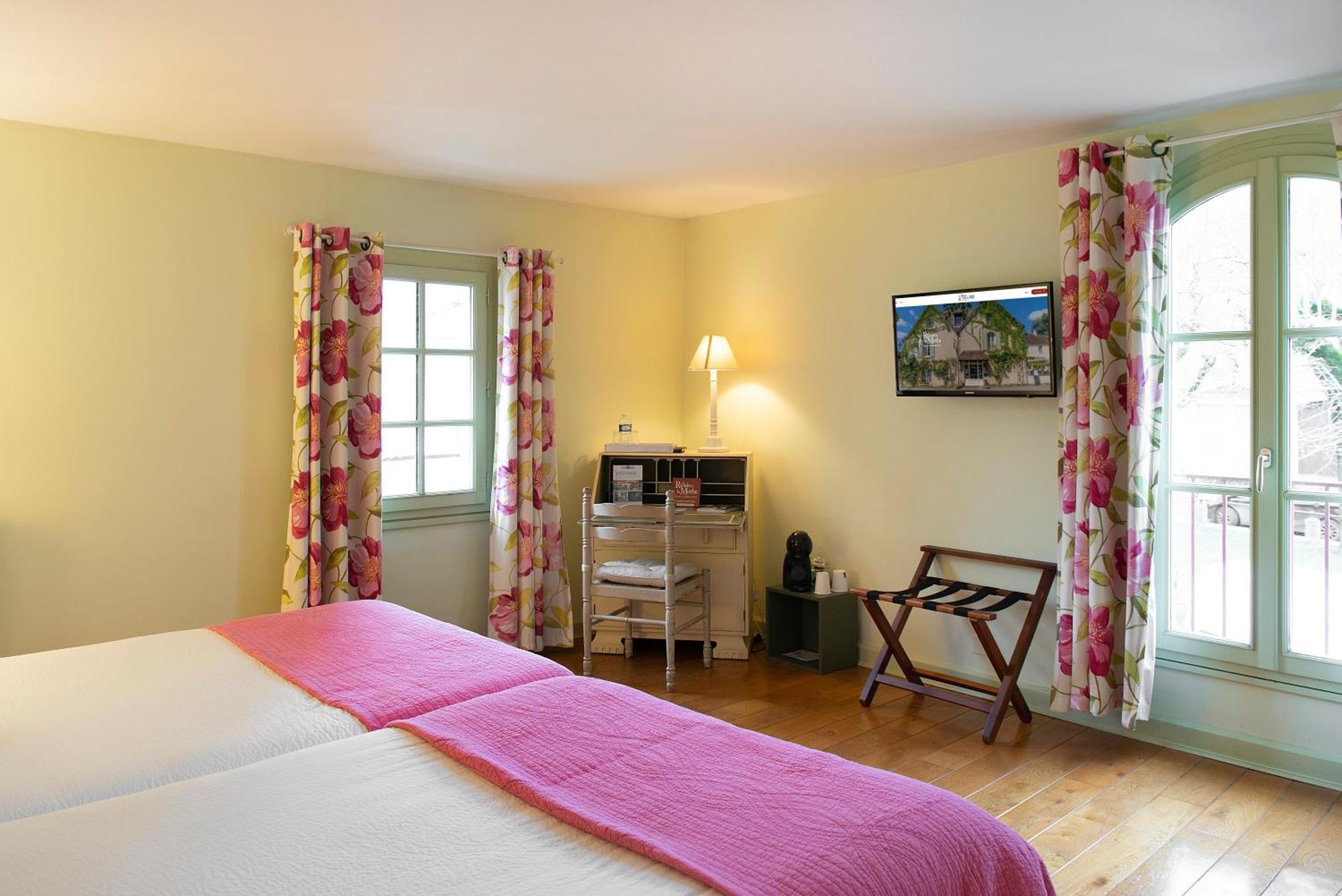 Logis Hotel Restaurant Relais De La Mothe Yzeures-sur-Creuse Eksteriør bilde